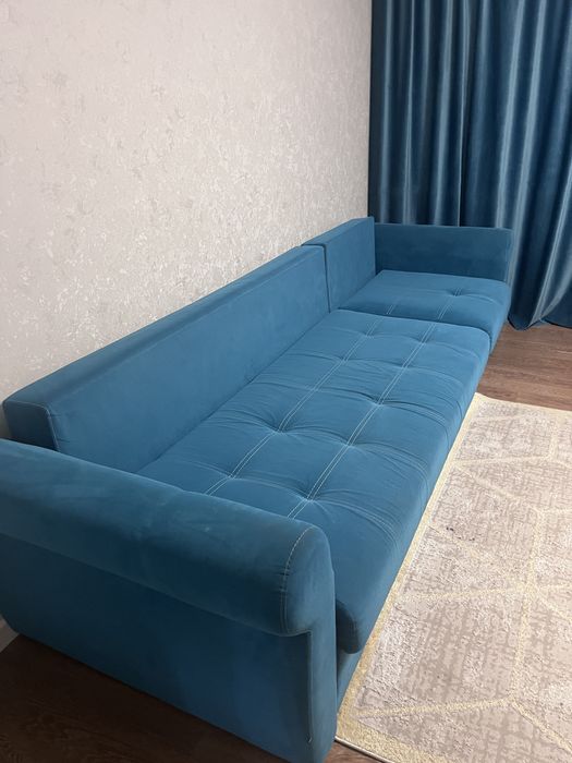 Продам диван для гостинной