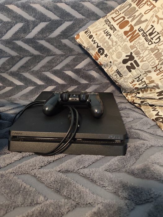 Playstation 4 + Logitech g29