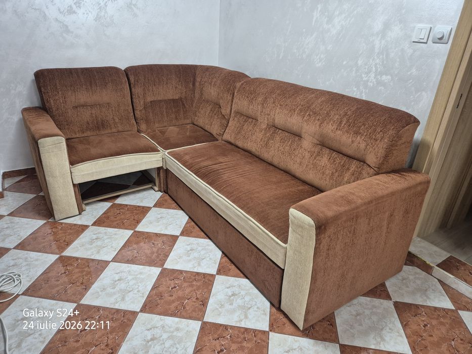 Vand colțar extensibil ca  nou