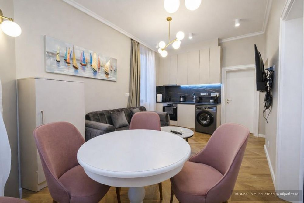 Дава се под наем Тристаен апартамент в Пловдив, Център - 60 кв.м за 850 € - Снимка #1