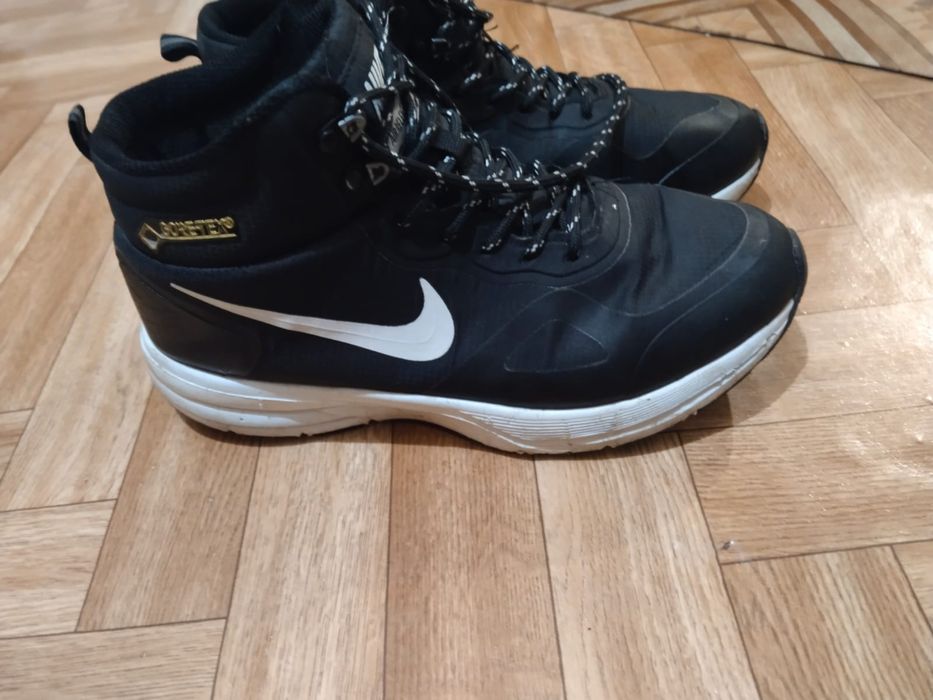 Термо кроссовки торги есть