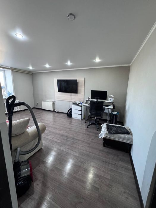 Продам 2 комн квартиру