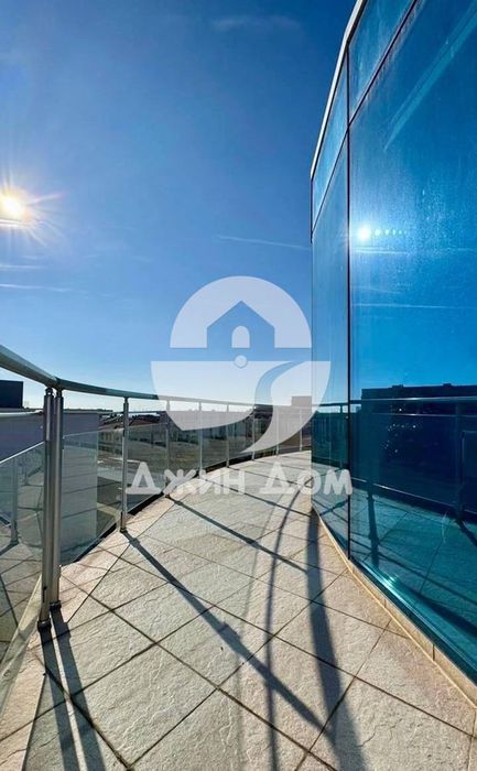 Продава се Четиристаен апартамент в Бургас, Сарафово - 237 кв.м за 531 €/кв.м - Снимка #11