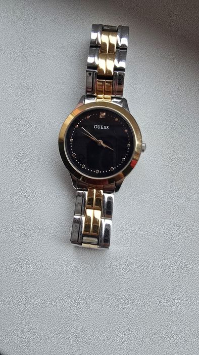 Двуцветен часовник Guess