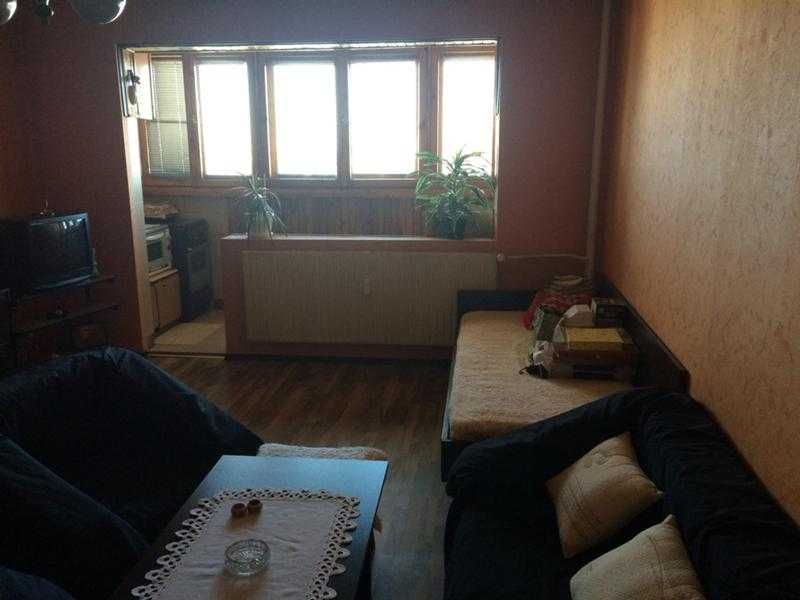 Дава се под наем Едностаен апартамент в София, Банишора - 30 кв.м за 300 € - Снимка #1