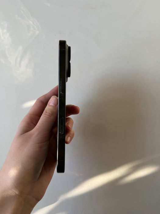 Iphone 16 pro с коробкой