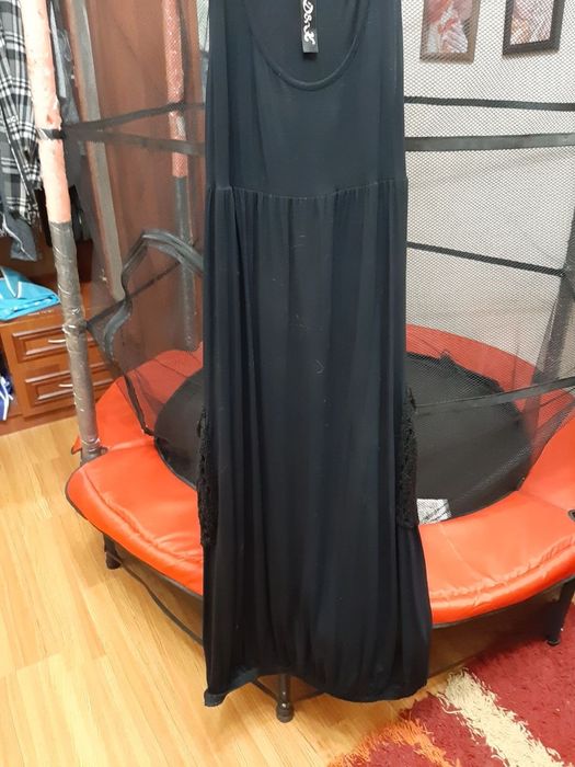 Женские  стильные платья б/у и новые