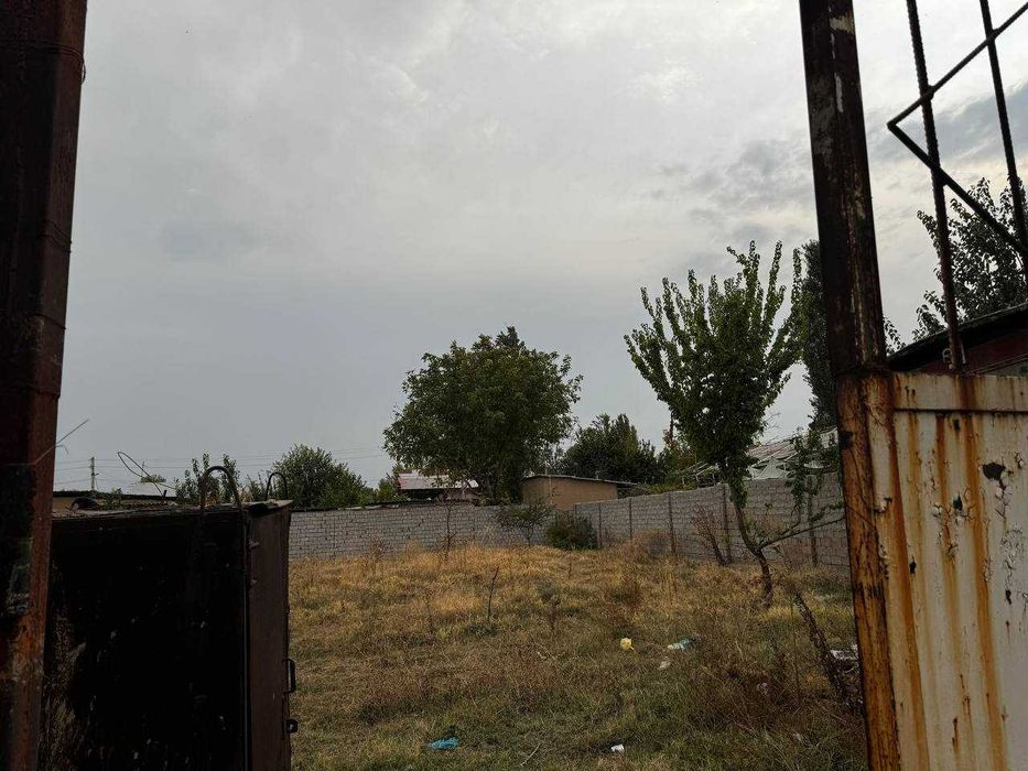 Toshkent viloyati Zangiota tumani Turkiston ko'chasi Baxor SVT 165 uy