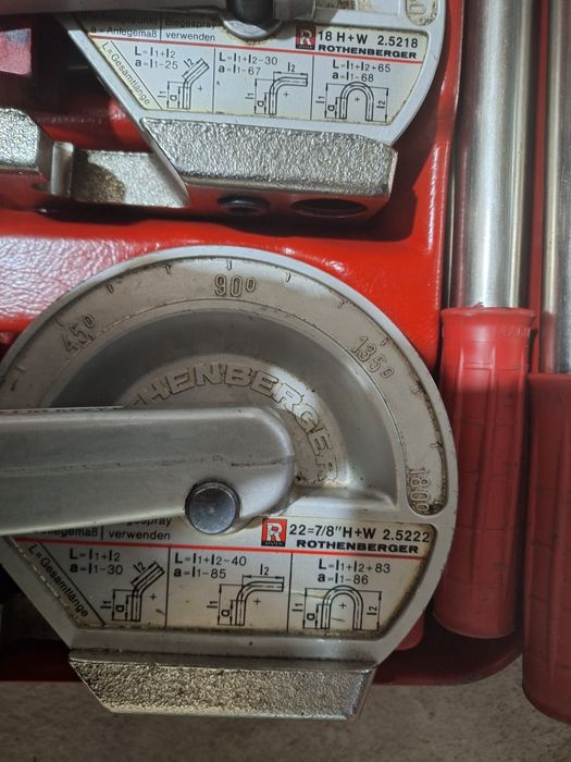 Presa manuala de indoit teava