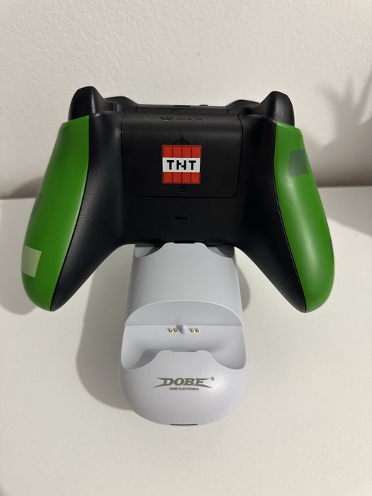 Vand manetă/controller Minecraft Limited Edition