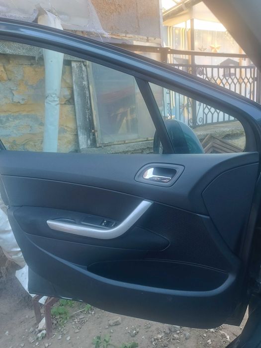 Peugeot 308,2009г.,1.6 бензин.