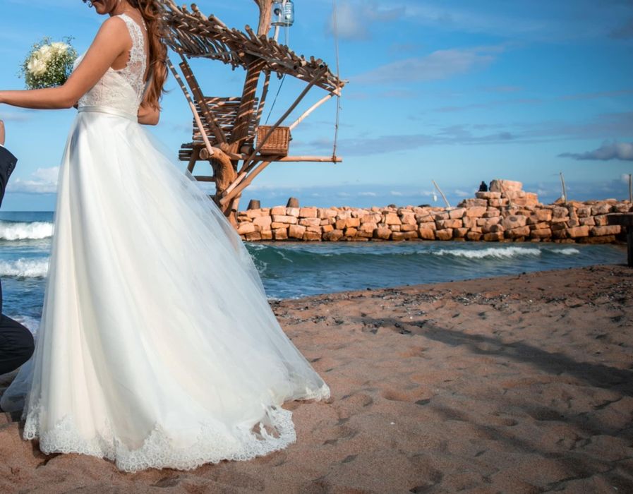 Сватбена рокля с дантела