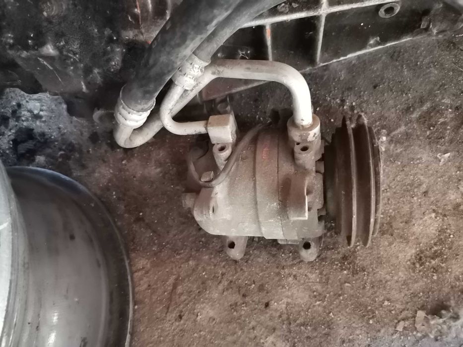 Продам кондер ниссан террано 2