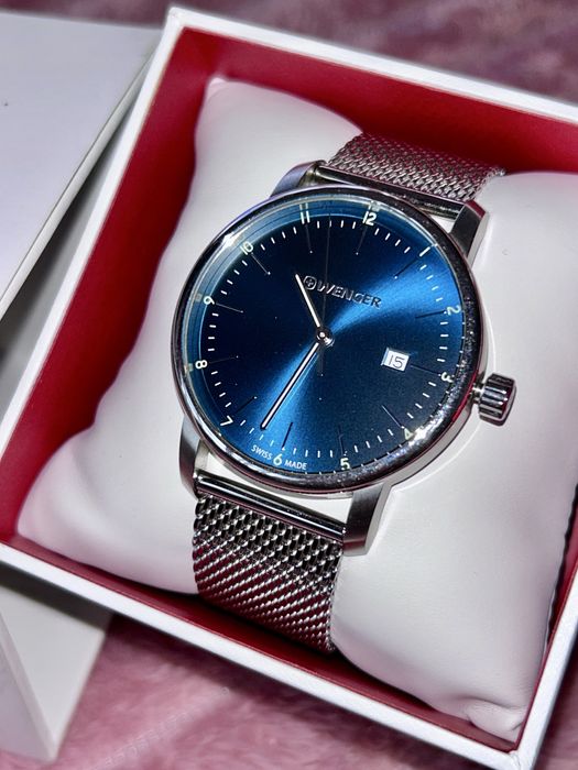 Висококачествен швейцарски кварцов часовник WENGER