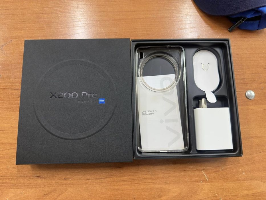 Vivo x200 pro 256/12