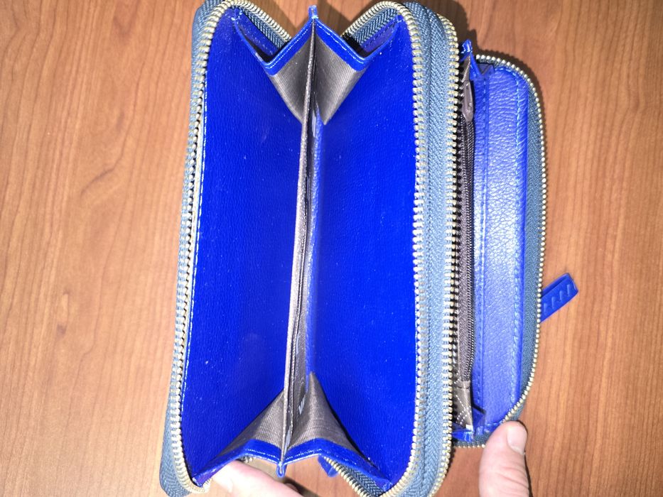 Дамско портмоне, двойно.