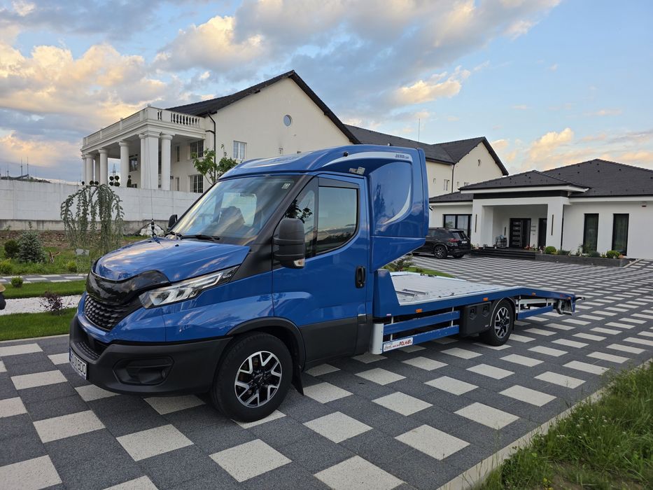 Autoplatforma Iveco Daily 35s 180
