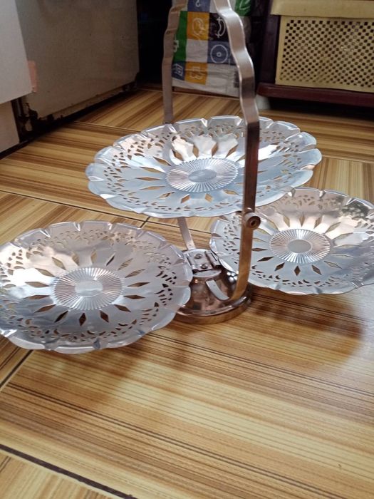 Домакински съд и поднос Инокс Соц