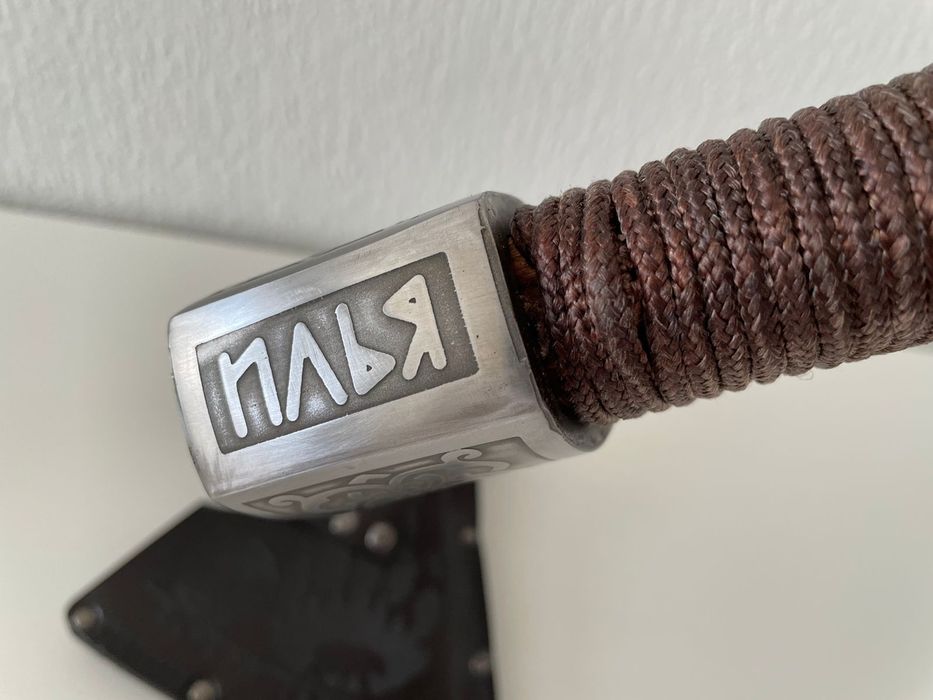 Топоры ручной работы.