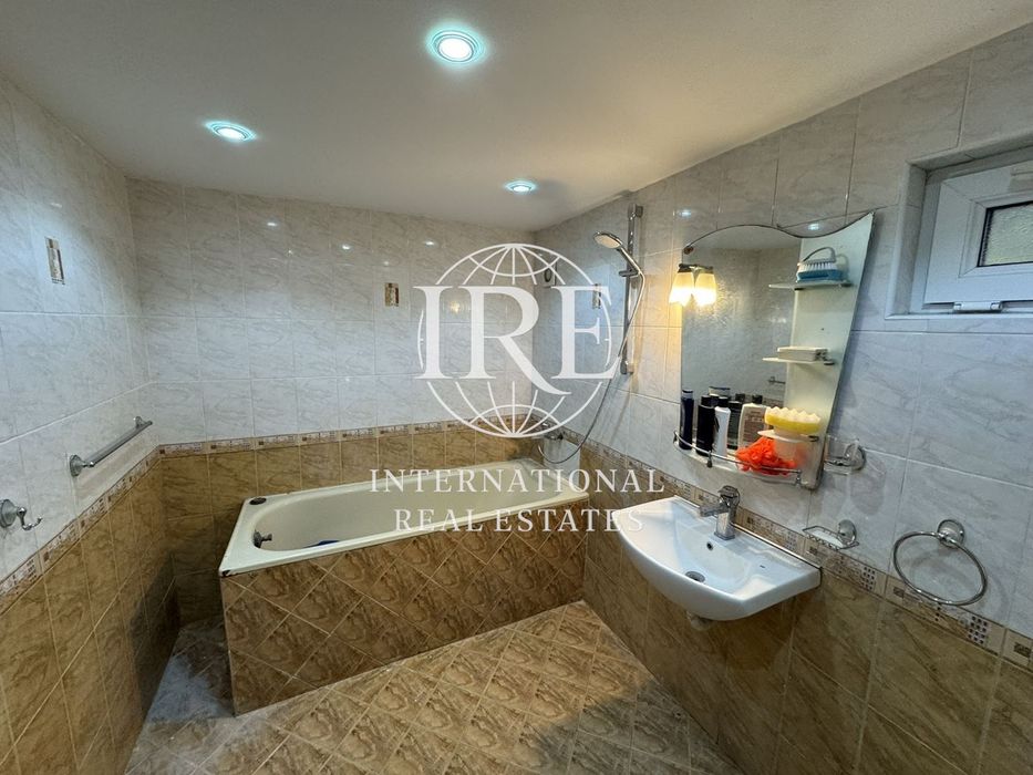 Къща в Варна, област-с.Константиново площ 85 цена 149000 двор 2350 кв