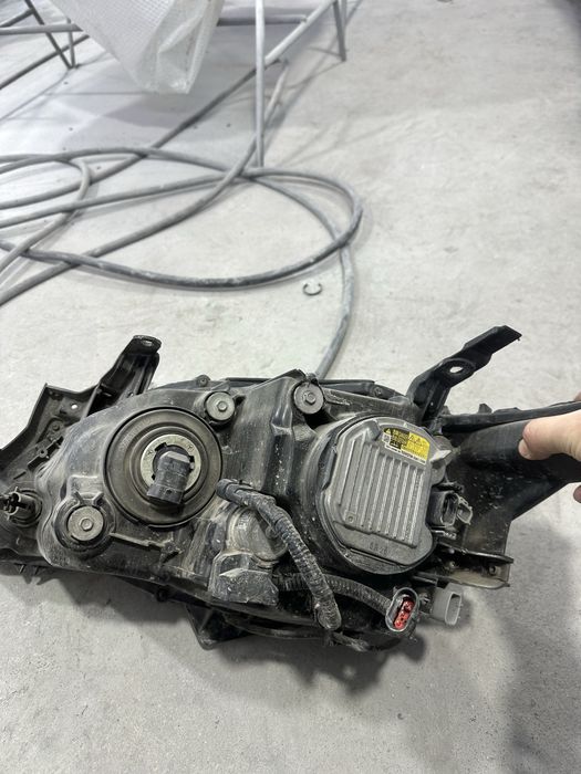 Фара Тойота 50 афс правый