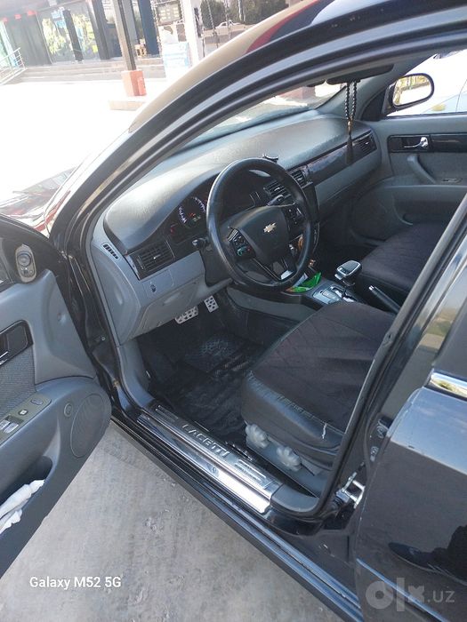 Chevrolet Lacetti 1.6 avtomat sotiladi xolat a'lo