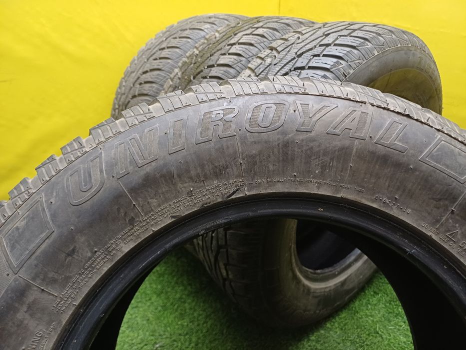 Шины R16 215/70 Uniroyal комплект.