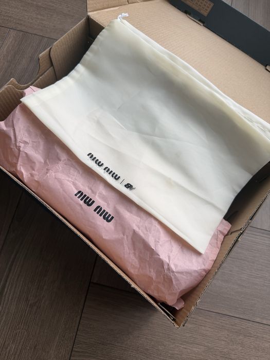 маратонки Miu Miu