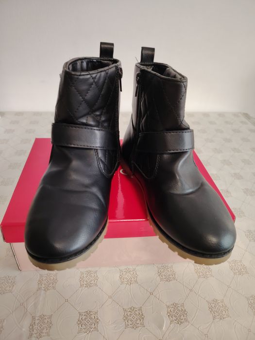 Ghete pentru fete M 36
