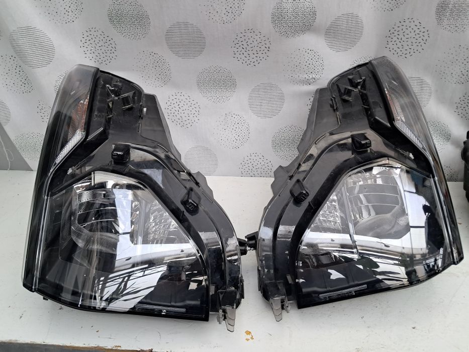 Фар Ford Transit Curier 2024г