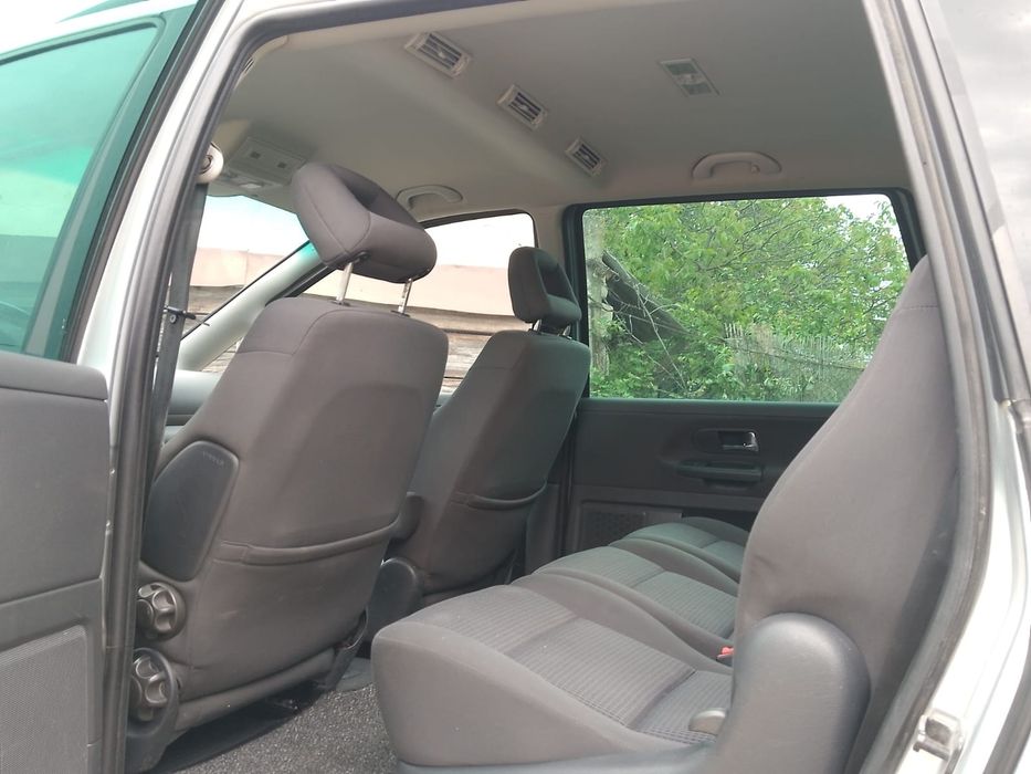 Sharan Anul 2009 1.9 tdi 116cp BVK  7 locuri Xenon Jante Bussines
