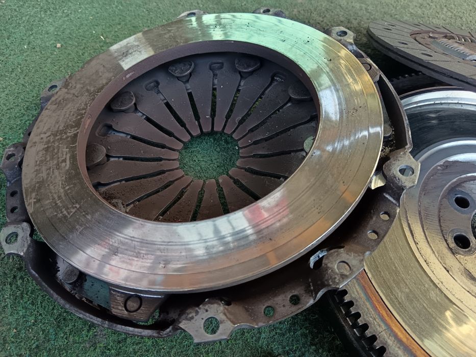 Комплект съединител с маховик за 1.9 тди 105 к.с. / VW Audi Skoda Seat