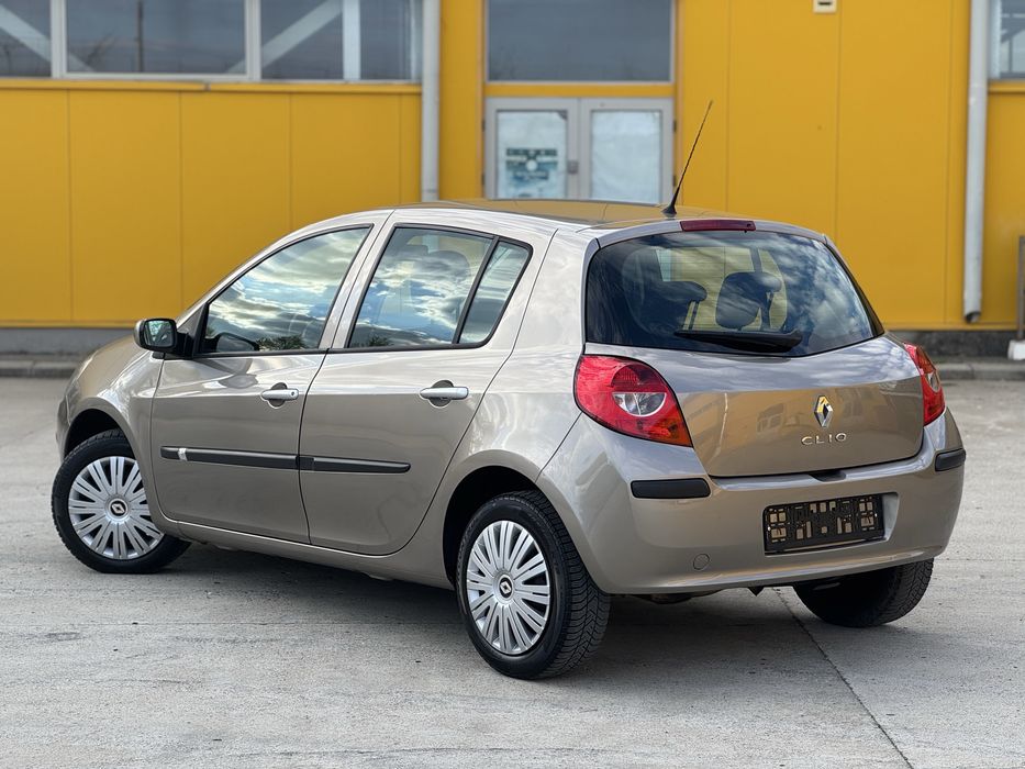 Renault Clio III Hatchback 2009 1.2 Benzina 75 C.P Climatronic Import