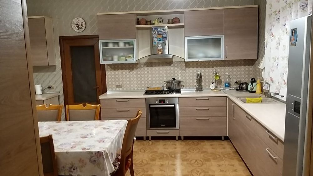 Продам дом на Пахтакоре