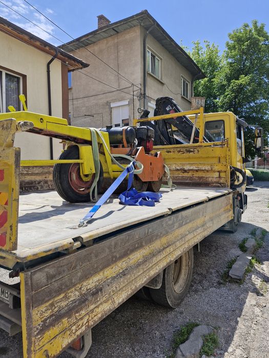 Малък самоходен валяк
