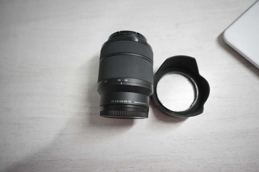 Объектив sony FE 28-70  f3,5 - 5,6