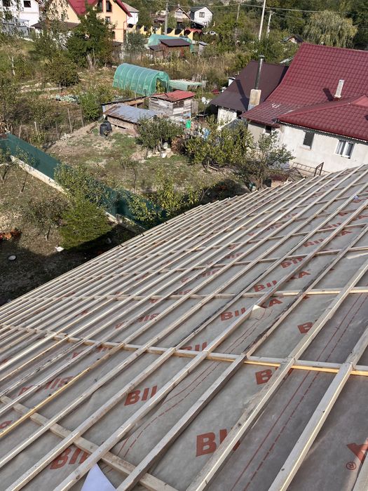 Meseriaș acoperisuri BILKA repartii dulgherie