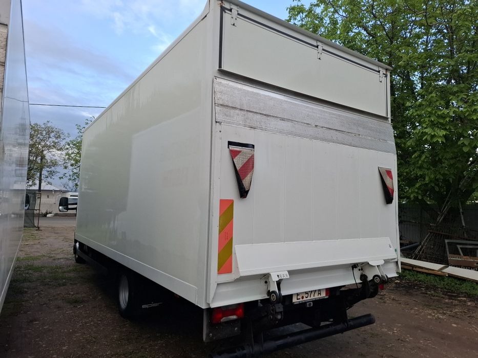 Iveco Daily  72-170 koffer și Lift an 2016 3.0HPi 170CP