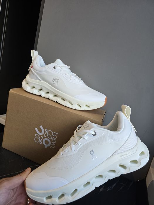 On Cloud Running X Loewe 44 si 45 noi!