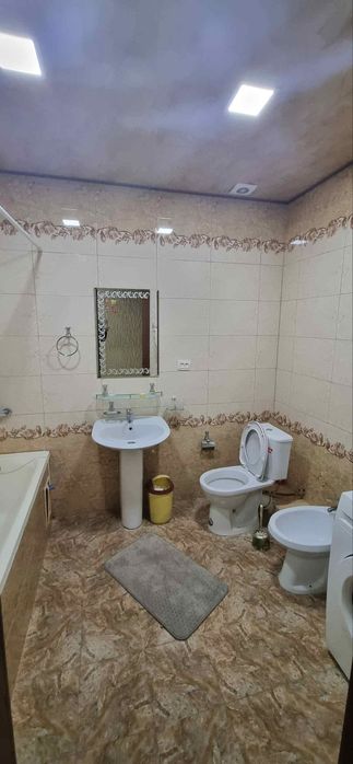 Сдаётся 5ти ком.я на 2м, Нов.ка, ул Рудаки. Техногазойл, Самарканд