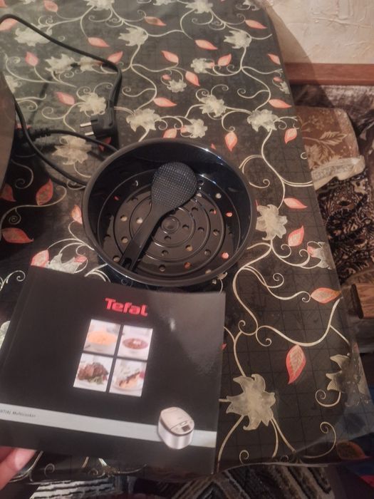 Продам мультиварка tefal новая