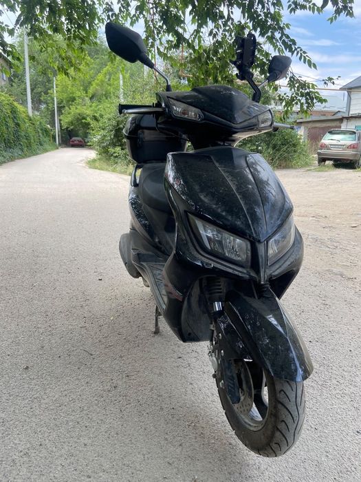 Продам мопед М8 125