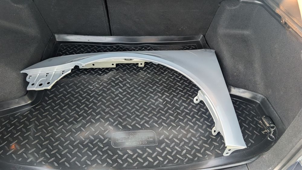 Aripa noua golf 5 hatchback stanga Vopsita gri
