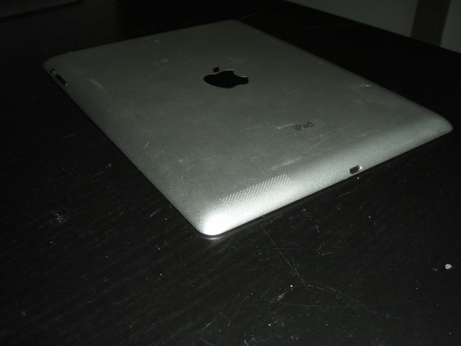 Ipad 4 9.7'' Wifi + 4G A1460 16 Gb functionala, fara cont, fara pin