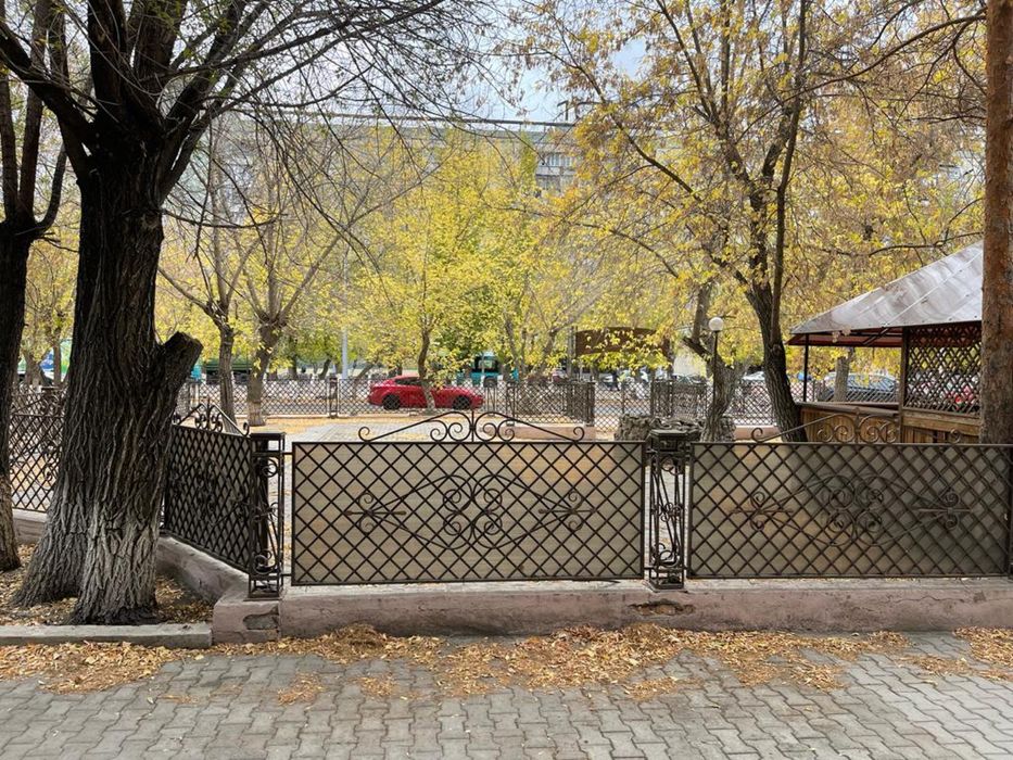 Забор кованный