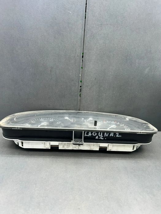 Ceasuri bord 8200399756 Renault Laguna 2002 1.6 MT (110 hp)