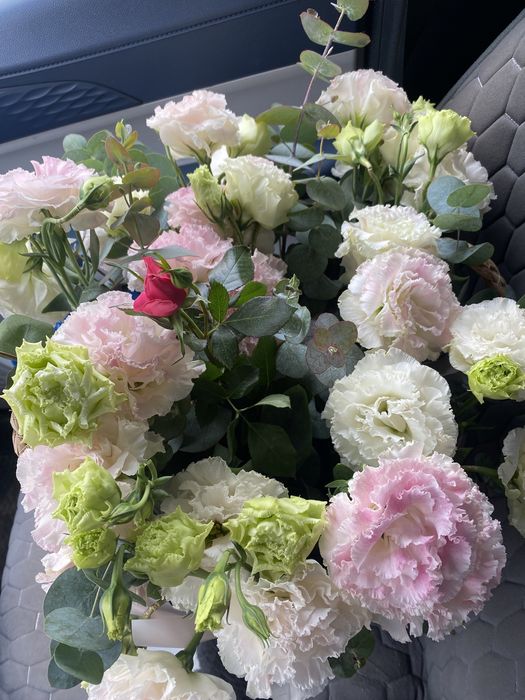 Продам красивый букет