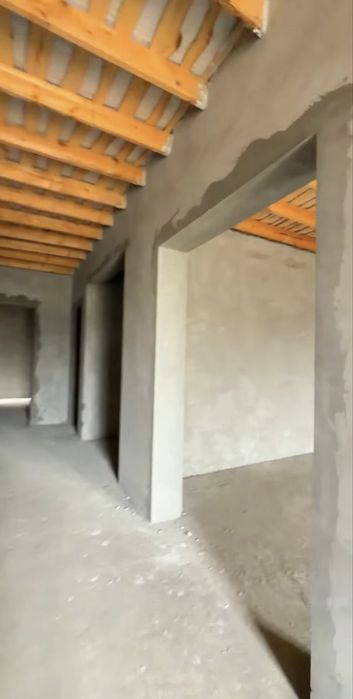 Nazarbek obod to’qmachi mahalla 3 sotx 5 ta xona gaz svet su bor