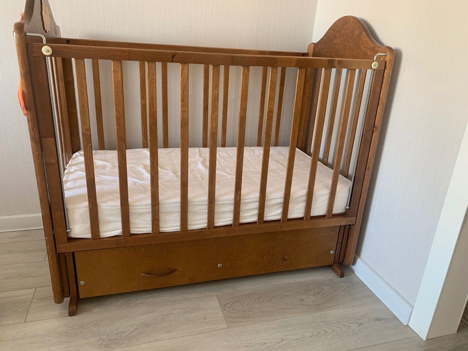 Кроватка детская