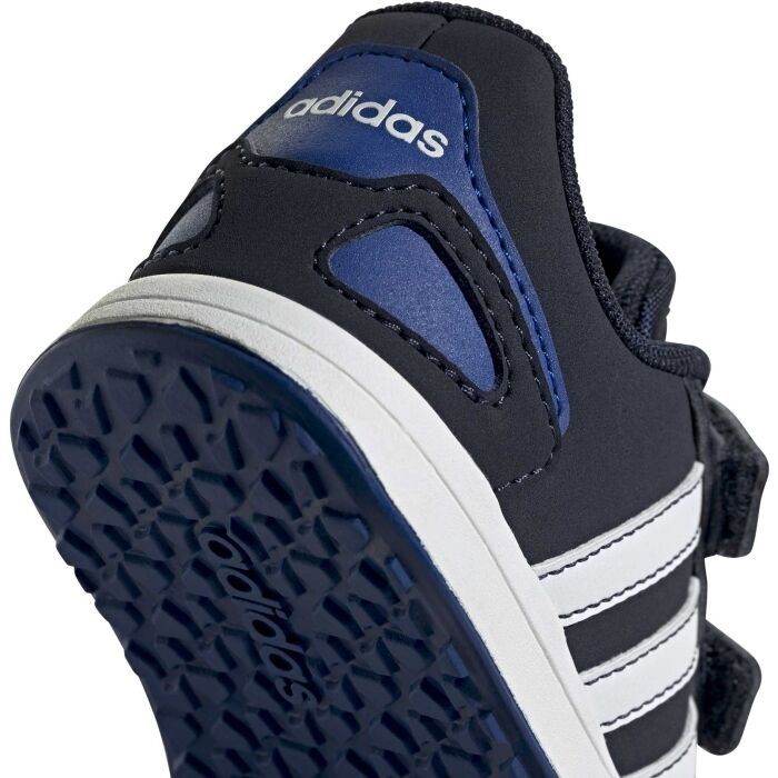 НОВИ ОРИГИНАЛНИ детски маратонки Adidas vs switch 3 I